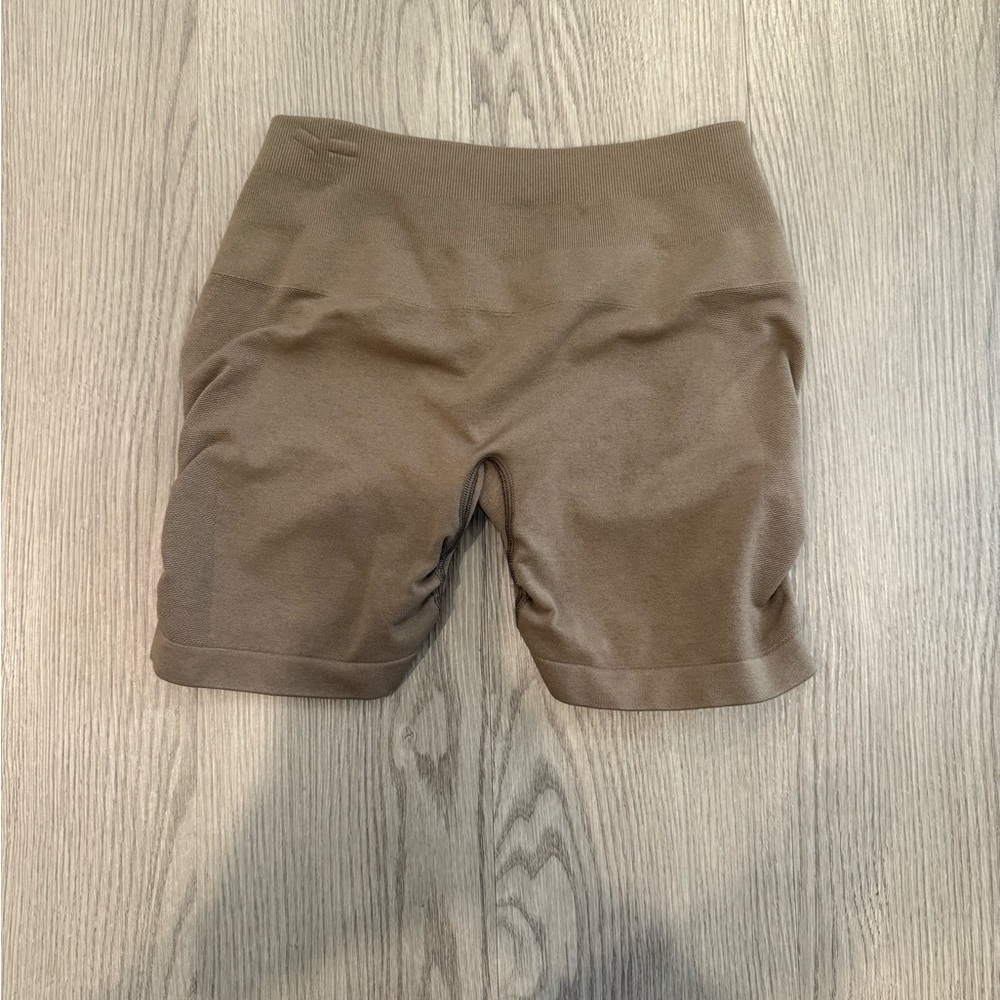 Alphalete seamless shorts